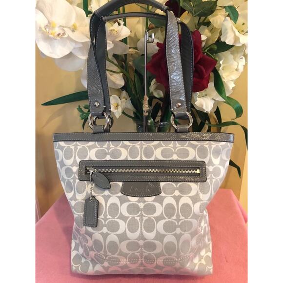 COACH F14693 Penelope Signature Lunch Tote Handbag Purse (P500) - Picture 1 of 12